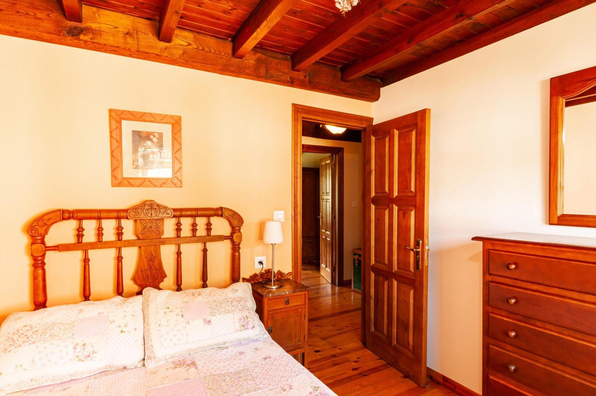Casa Rural La Regoria Карренья-де-Кабралес Экстерьер фото