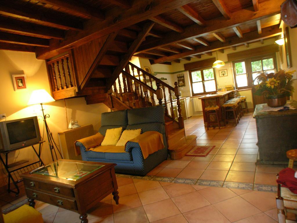 Casa Rural La Regoria Карренья-де-Кабралес Экстерьер фото