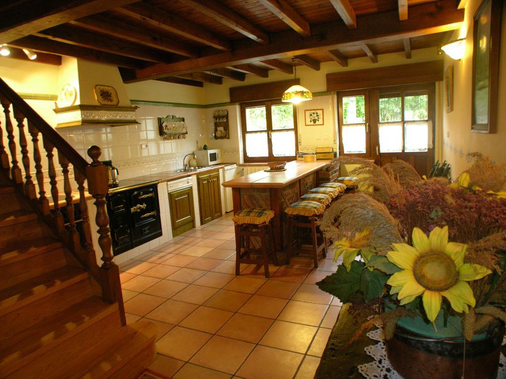 Casa Rural La Regoria Карренья-де-Кабралес Экстерьер фото